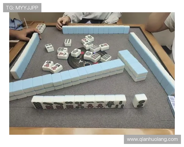 真人版棋牌馆游戏让你在家也能感受专业棋牌馆的真实氛围，轻松享受竞技快感